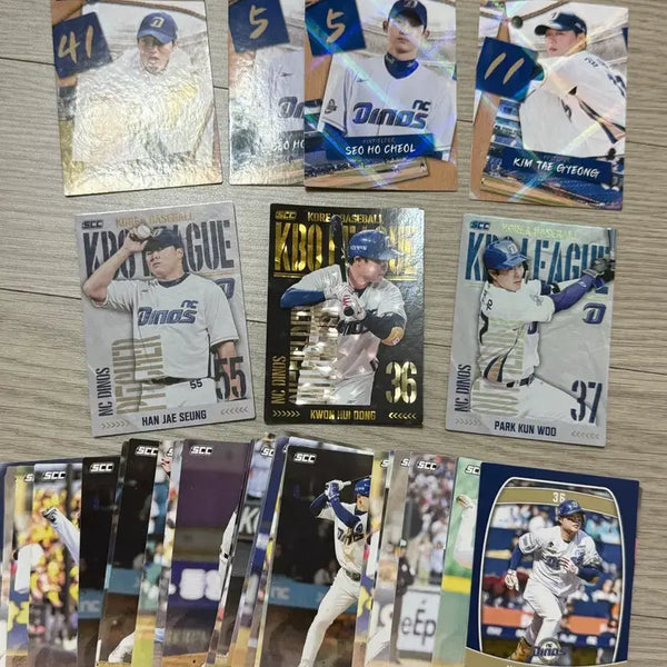 [BUNJANG] NC Dinos KBO Baseball Card Kwon Hee-dong Holo Parallel Puzzle / KBO 카드 엔씨 홀로페러렐 퍼즐 권희동