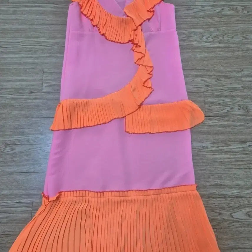[BUNJANG] Hot Pink & Orange Mix Pleated Dress / 핫핑크 오렌지 플리츠원피스