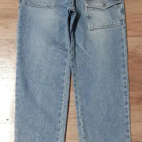 [BUNJANG] Lucky Chouette Light Wash Denim Cargo Pants / 럭키슈에뜨 데님