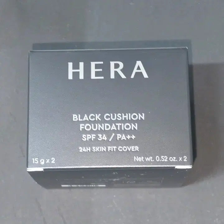 [BUNJANG] Hera Black Cushion Set (Refill Included) - 17N1 Ivory / 헤라 블랙 쿠션 본품+리필 17N1 아이보리