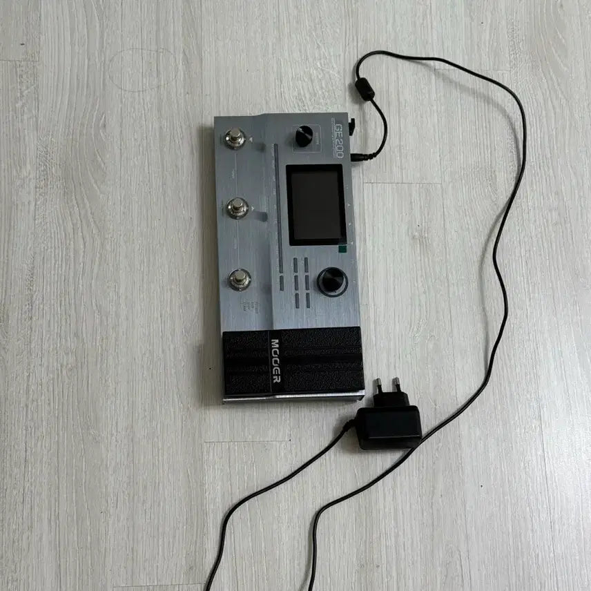 [BUNJANG] Mooer GE200 Guitar Multi-Effects Pedal / 무어 GE200 기타 멀티이펙터
