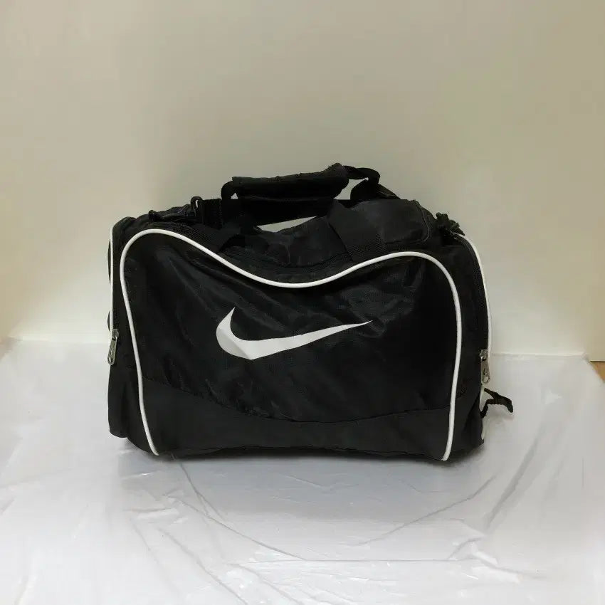 [BUNJANG] Nike Duffle Bag Crossbody Bag / 나이키 더플백 크로스백@9975