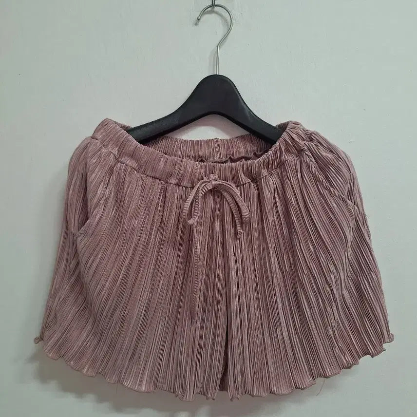 [BUNJANG] Pleated Culottes Shorts Pink Pearl / 플리츠 큐롯 팬츠 펄핑크 새상품