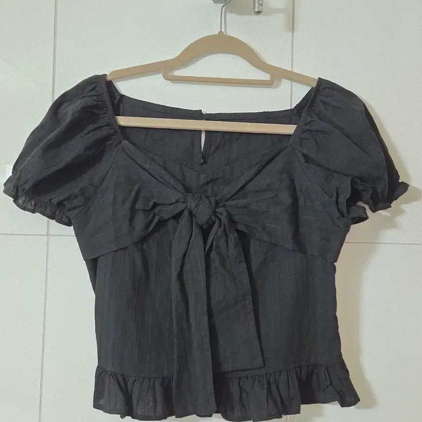 [BUNJANG] Ribbon Frill Blouse - Black / 리본 프릴 블라우스 블랙