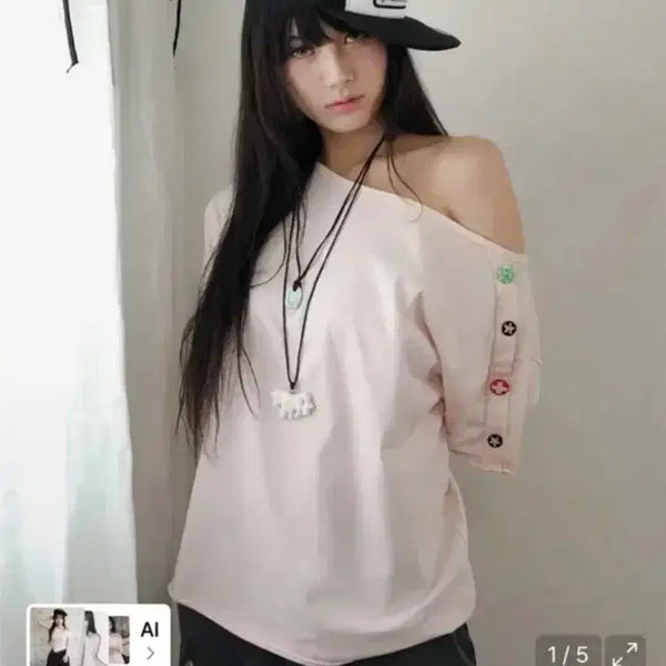 [BUNJANG] Hug Your Skin Off-Shoulder Candy Button Loose Tee (Pink) / 허그유어스킨 오프숄더 캔디 버튼 루즈 티 (핑크)