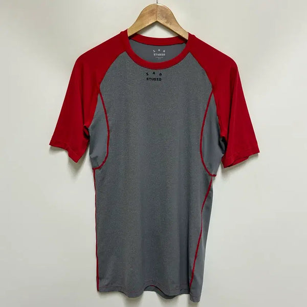 [BUNJANG] IAB STUDIO Kia Tigers 26 Season Round Short Sleeve Under T-Shirt Red/Grey / [남자-105]아이앱스튜디오 26시즌 기아타이거즈 라운드 반팔 언더티