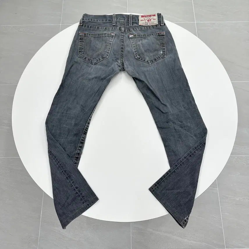 [BUNJANG] True Religion Joey Big T Stitch Semi Bootcut Jeans Women's Size 30x33 / 트루릴리전 조이 빅티 스티치 데님팬츠 여성 세미부츠컷 30X33