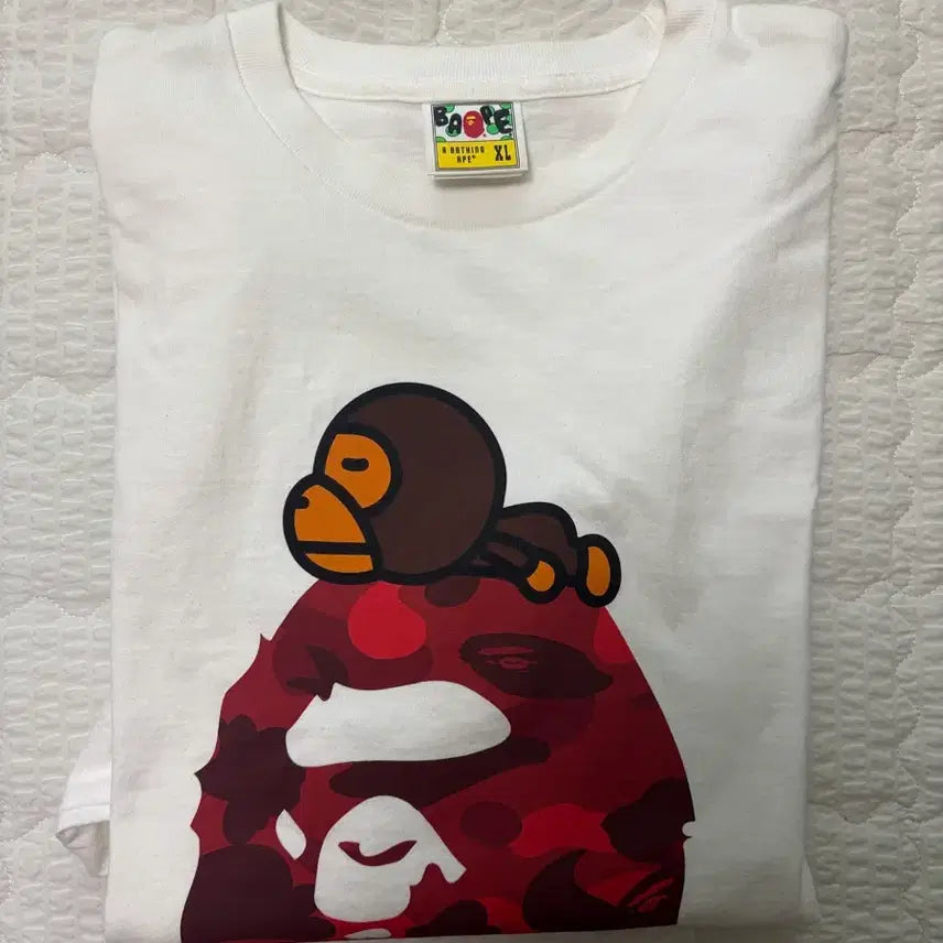 [BUNJANG] A Bathing Ape Short Sleeve T-Shirt (White, Black) / 베이프 반팔티 흰색, 검정 (정품)