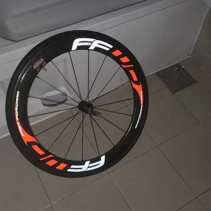 [BUNJANG] Pfeffor Front Tubular Wheelset with Challenge Tire / 페포f6r 프론트 판매합니다 (무하자급)