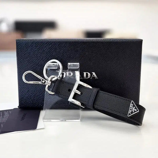 [BUNJANG] Prada Saffiano Triangle Logo Keyring / 프라다 사피아노 삼각로고 키링 2PP186