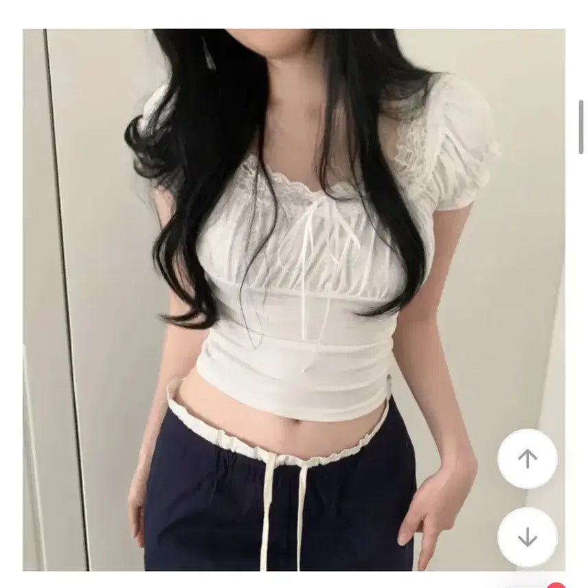 [BUNJANG] Shirring Lace Puff Sleeve Cropped T-Shirt / 에이블리 여름 셔링 레이스 레이어드 빈티지 퍼프 크롭 반팔 티셔츠