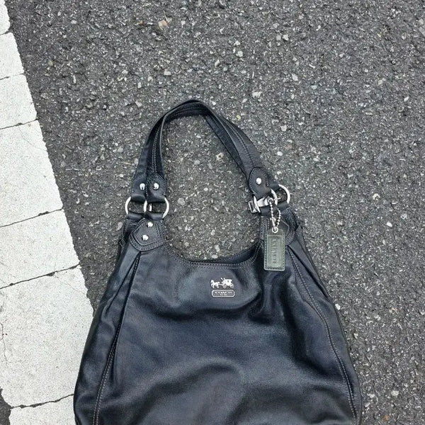 [BUNJANG] Coach Hobo Bag Black Leather / 코치 호보백 블랙 가죽