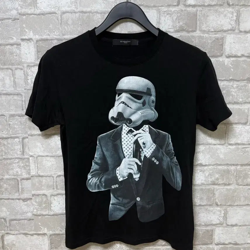 [BUNJANG] Givenchy Star Wars Stormtrooper Graphic T-Shirt / Givenchy Star Wars Stormtrooper 반팔 티셔츠