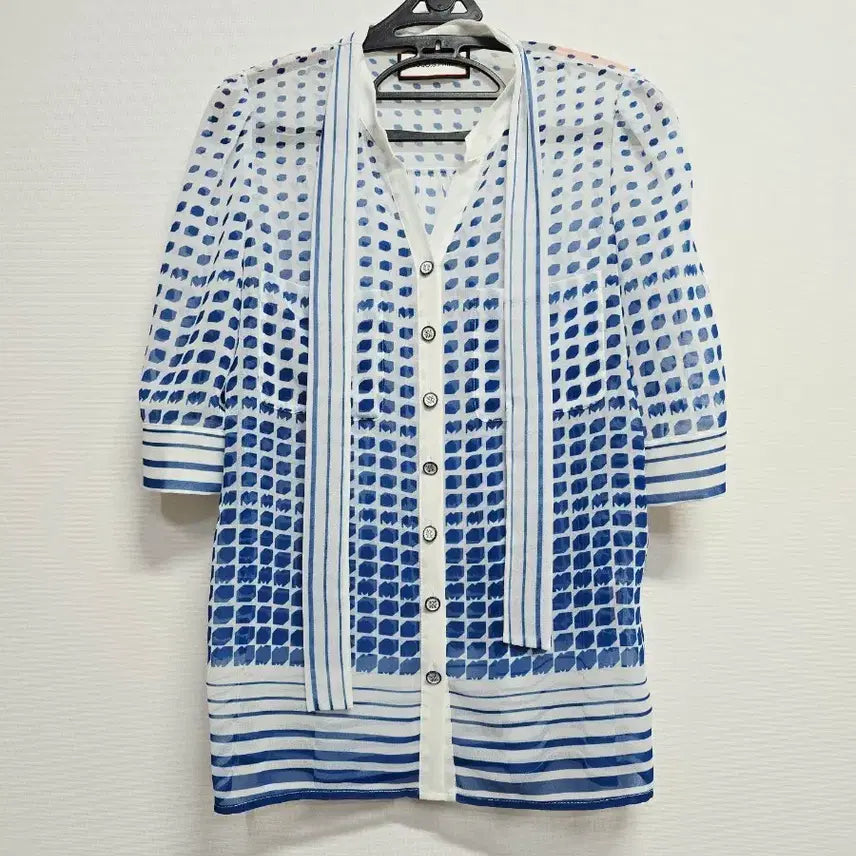 [BUNJANG] MOJO.S.PHINE Blue Check Pattern See-through Blouse / 모조에스핀 블루 체크 패턴 시스루룩 블라우스