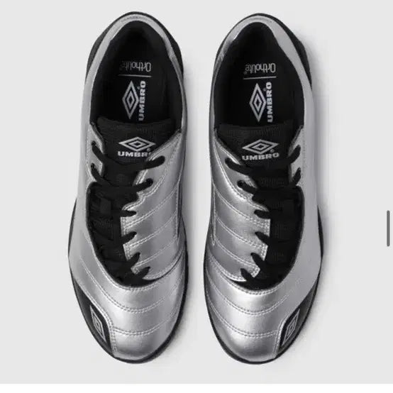 [BUNJANG] Umbro Silver Sneakers (245) / 엄브로 운동화 실버 245 상태10/10