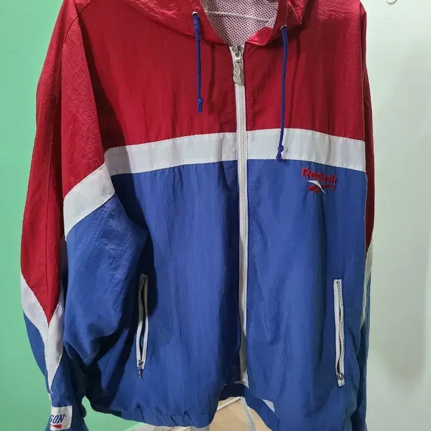 [BUNJANG] Reebok Vintage Windbreaker Blue/Red/White Size 105 / 리복 빈티지 바람막이 블루/레드/화이트
