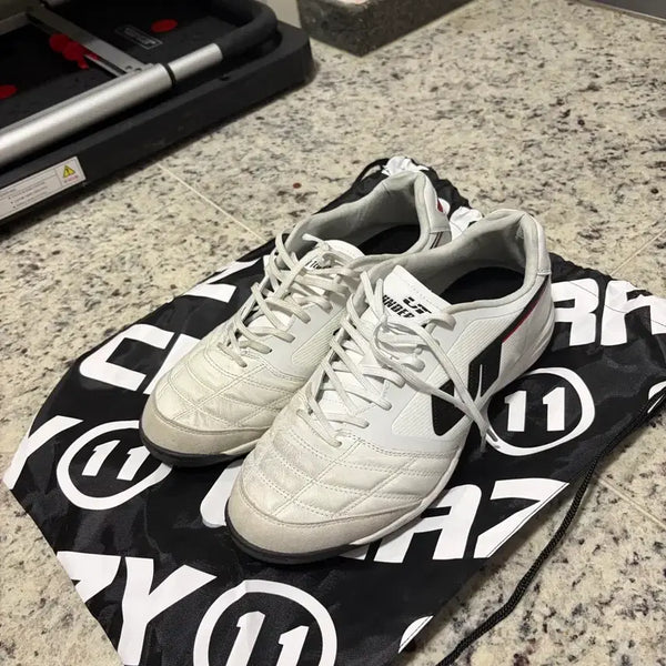 [BUNJANG] Undertech The Master Touch TF 270 Soccer Cleats / 언더테크 더 마스터 터치 TF 270