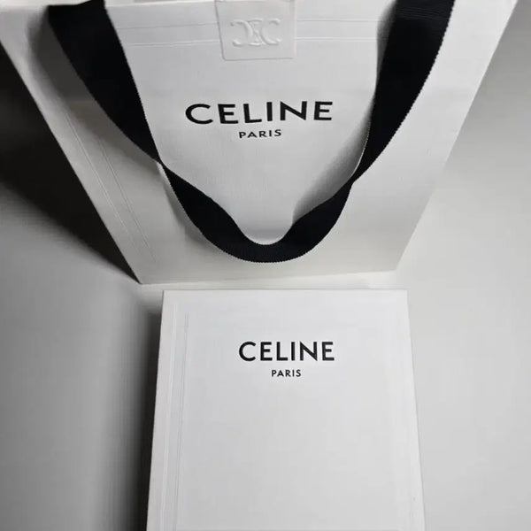 [BUNJANG] Celine Box Shopping Bag 15.5x15.5x6.5 cm / 셀린느 박스 (15.5x15.5x6.5) 쇼핑백