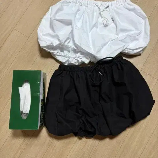 [BUNJANG] Pumpkin Skirt Set (Black, White) / 블랙 화이트   호박 스커트. 거의새것