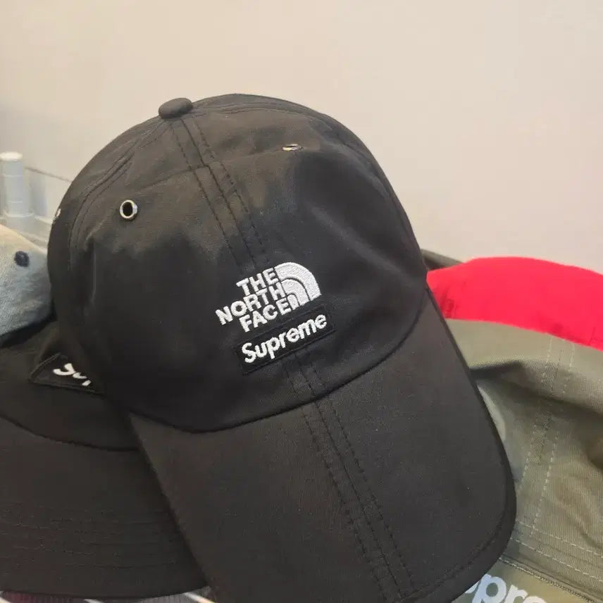 [BUNJANG] Supreme x The North Face Hat / 슈프림 X 노스페이스 모자