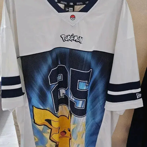 [BUNJANG] New Era Pokemon Pikachu Rugby Jersey 2XL / 뉴에라 포켓몬 피카츄 2XL럭비저지