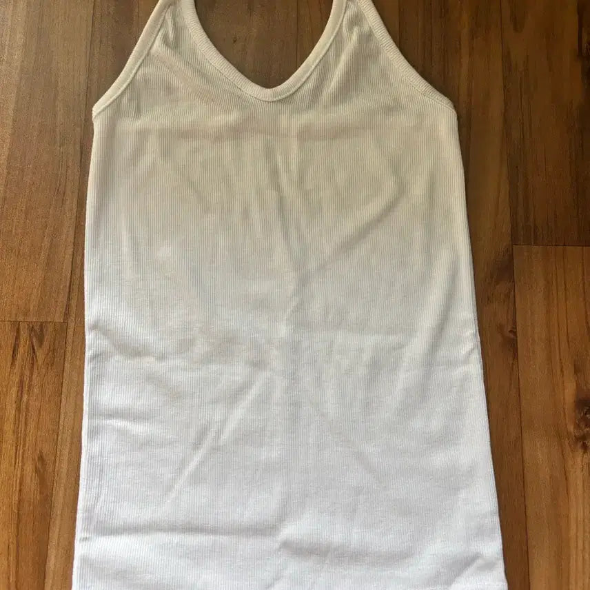 [BUNJANG] White Ribbed Halter Neck Sleeveless Top / 화이트 홀터넥 골지 나시