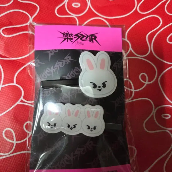 [BUNJANG] Stray Kids Lee Know Rockstar Popup Store Hairpin (Sealed) / (리빗) 락스타 팝업스토어 헤어핀 스트레이키즈 스키즈 리노 미개봉