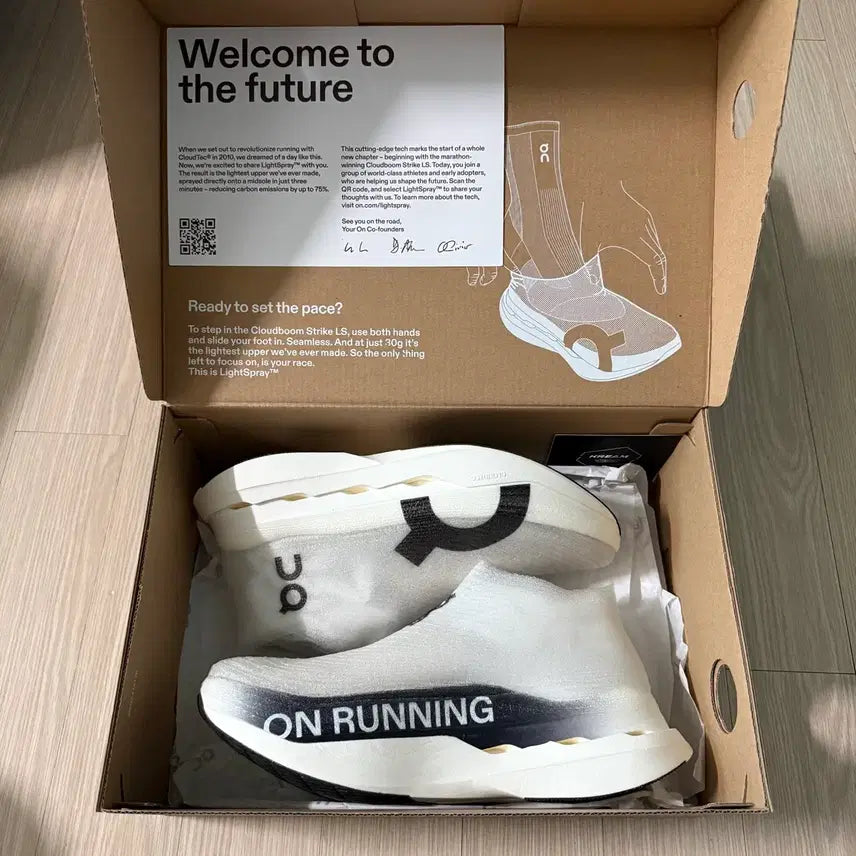[BUNJANG] On Running Cloudboom Strike LS White Sneakers (275mm) / (새상품) 온러닝 클라우드 붐 스트라이크 LS 화이트