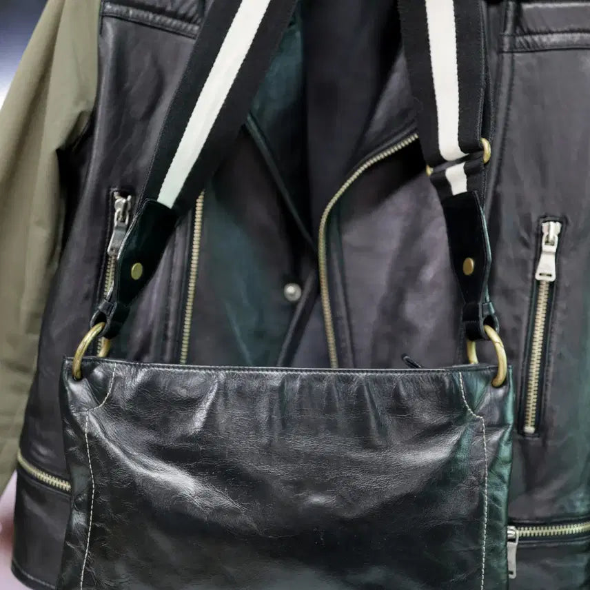 [BUNJANG] Bally Full Leather Crossbody Bag / 발리(BALLY) 올가죽 크로스백, 관리 잘 된 제품