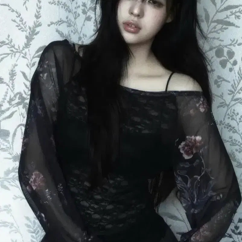 [BUNJANG] Boat Neck Top M / 한땀한땀 봉접귀비 보트넥 m