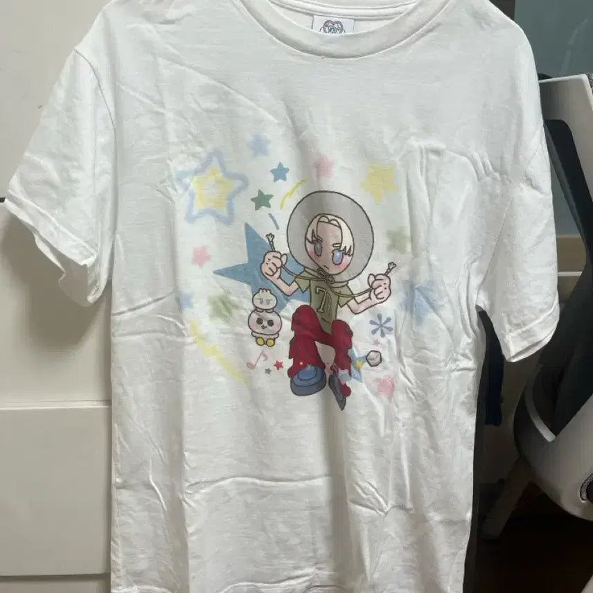 [BUNJANG] RIIZE Eunseok Character T-Shirt / 라이징데이 라이즈 은석 캐릭터 티셔츠