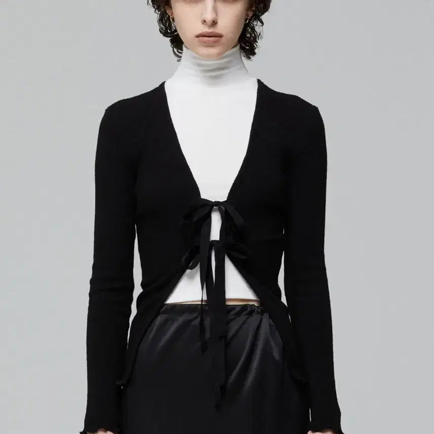 [BUNJANG] Lady Volume TIE SLIM T-SHIRT Black / 레이디볼륨 TIE SLIM T-SHIRT_BLACK