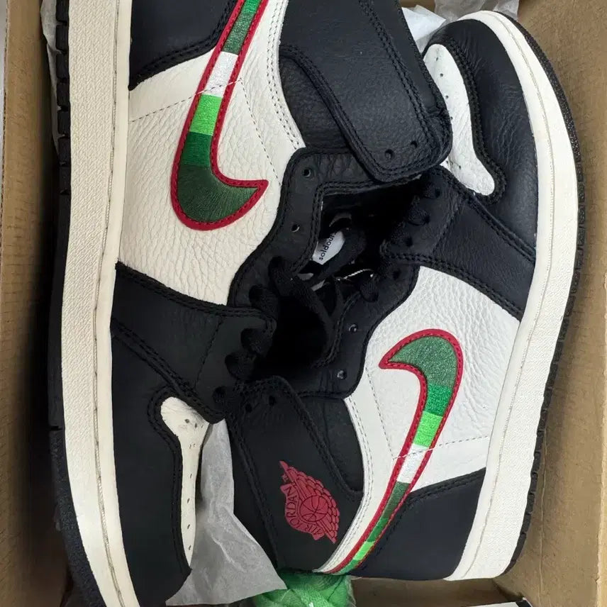 [BUNJANG] Air Jordan 1 "A Star is Born" / (290) 에어 조던 1 스타 이즈 본