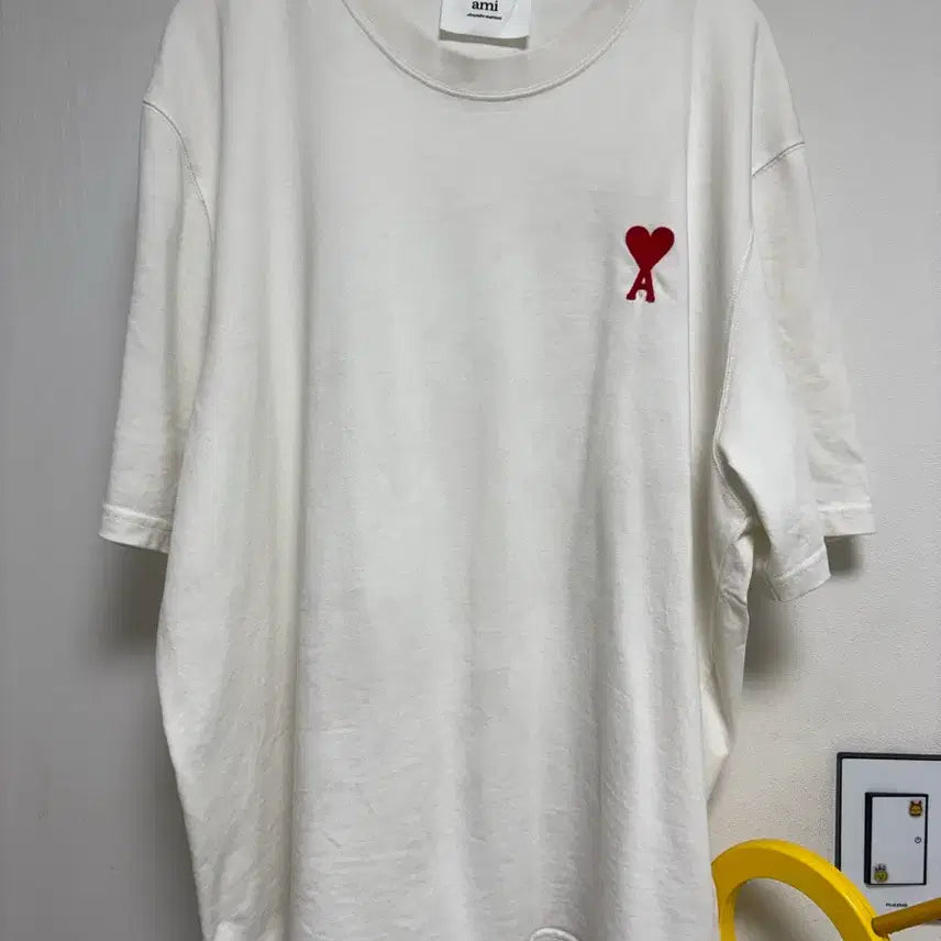 [BUNJANG] AMI Heart Logo Oversized Short-Sleeve T-Shirt L / 아미 매장택 하트로고 오버핏 반팔티 L