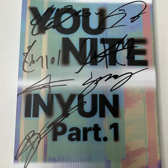 [BUNJANG] YOUNITE Autographed Album / 유나이트 YOUNITE 친필 싸인 앨범