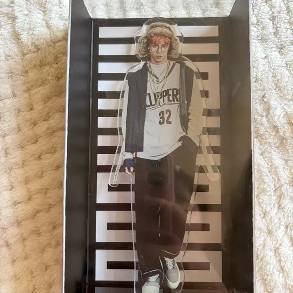 [BUNJANG] NCT Do Young Cherry Bomb Acrylic Standee / NCT 도영 체리밤 아크릴 스텐드