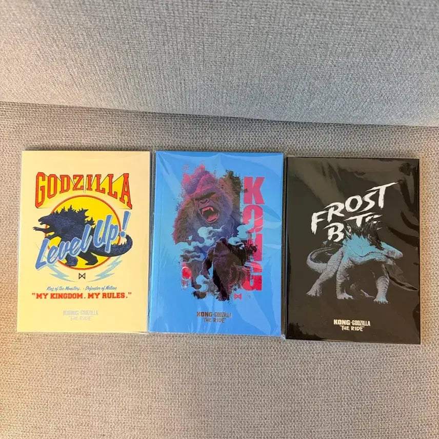 [BUNJANG] Kong x Godzilla Collaboration Notebook Set (3 Books) / [미사용] 콩 고질라 굿즈 노트 3권