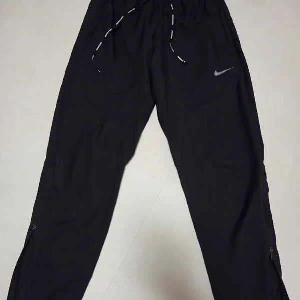 [BUNJANG] Nike Training Running Pants Black M / 나이키 트레이닝 런닝 팬츠 블랙 m