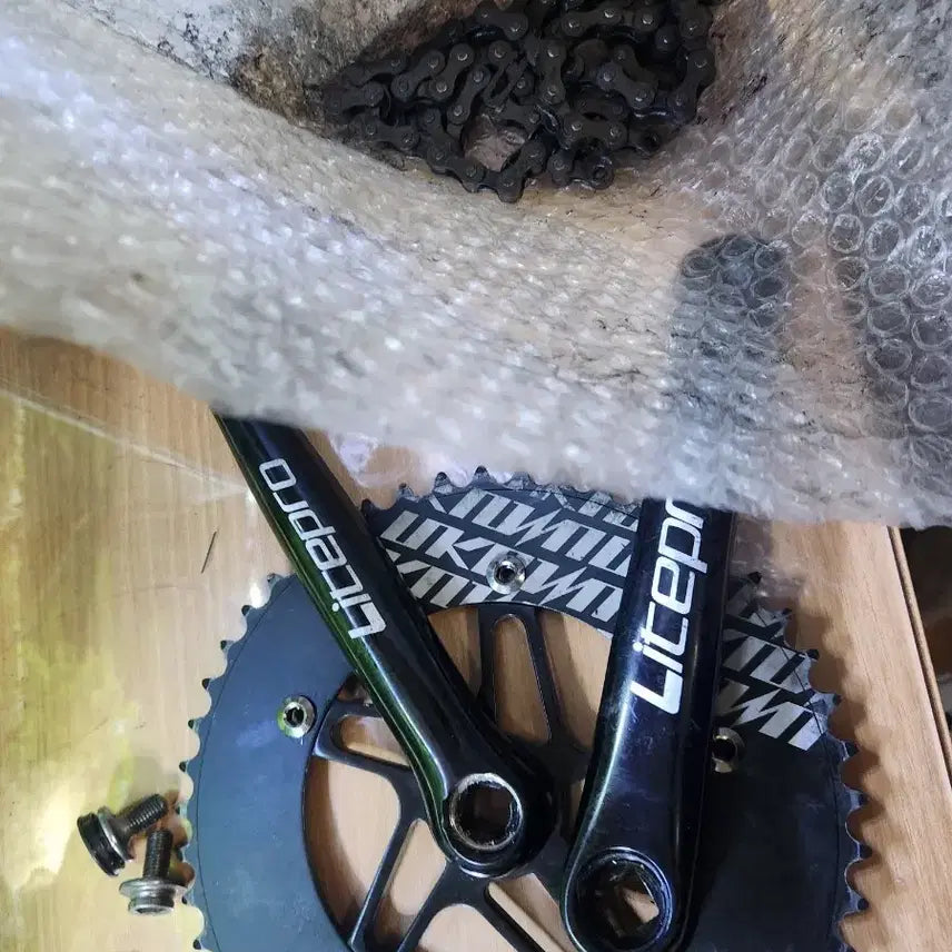 [BUNJANG] Lightpro Crankset with Unknown Chainring / 판완