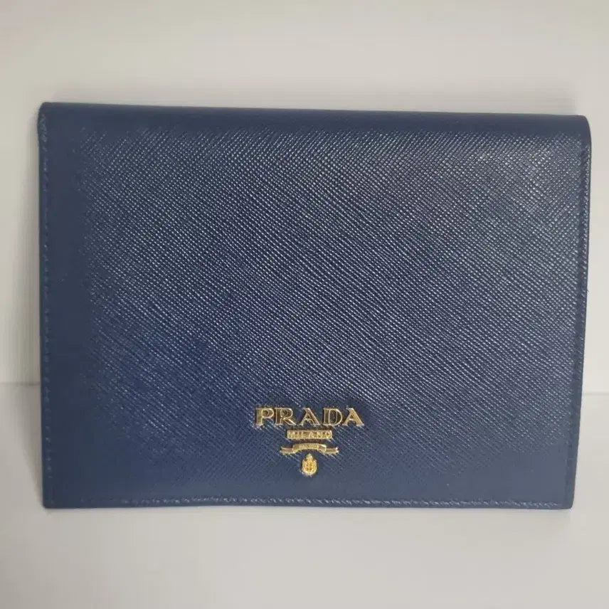 [BUNJANG] Prada Saffiano Passport Holder Blue / 프라다 여권지갑