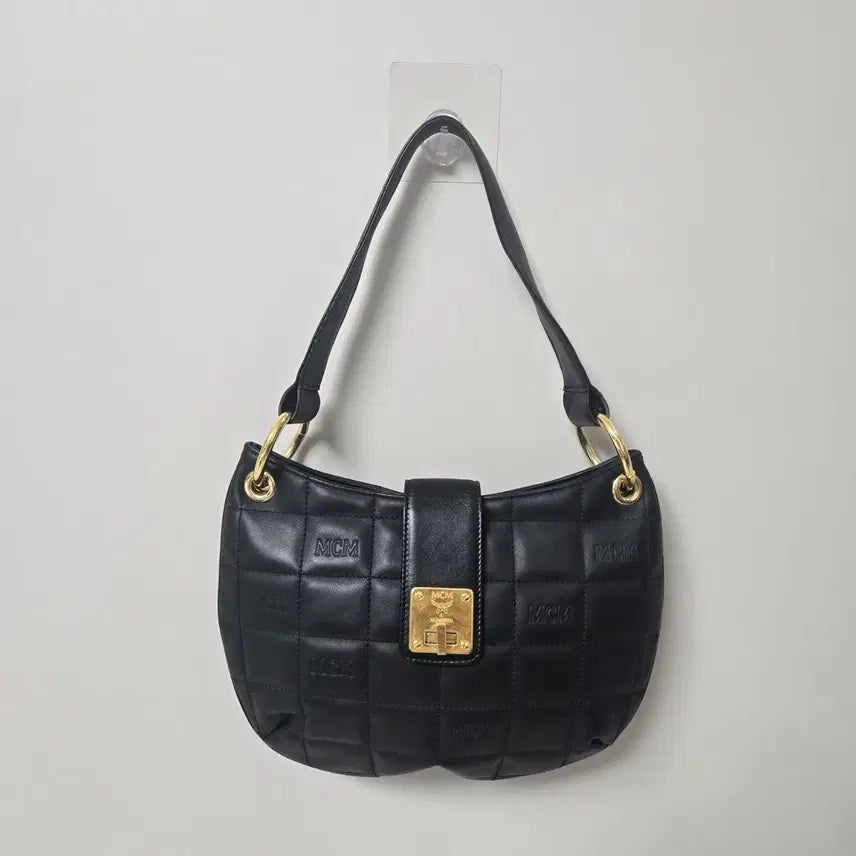 [BUNJANG] MCM Quilting Leather Shoulder Bag Black / MCM 엠씨엠 퀼팅 숄더백 블랙