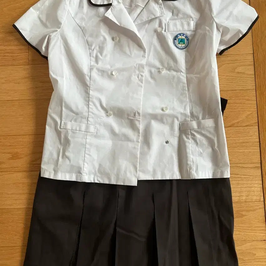 [BUNJANG] Neulpureun Middle School Summer Uniform Set / 늘푸른중 교복 하복세투