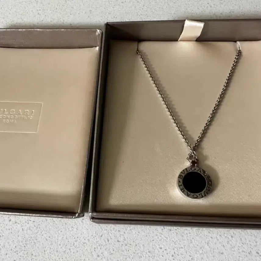 [BUNJANG] Bvlgari Save the Children Necklace Silver 925 Onyx Ruby / 불가리 세이브 더 칠드런 목걸이