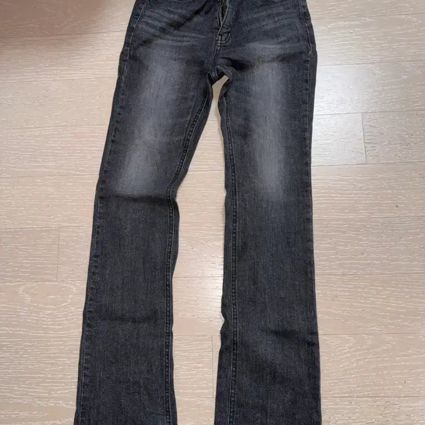 [BUNJANG] Three Times 5501 Black Blue Bootcut Jeans / 쓰리타임즈 5501 흑청 부츠컷 s