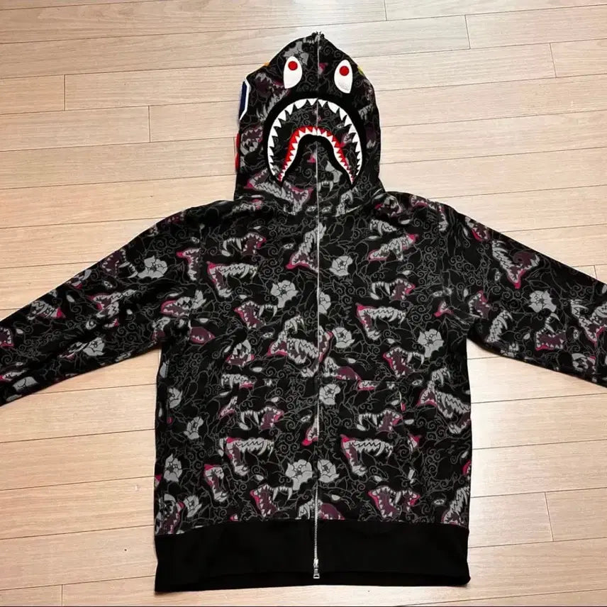 [BUNJANG] BAPE Japanese Tattoo Shark Full Zip Hoodie Black M / 베이프 재패니즈 타투 샤크 후드집업 흑계 블랙 M