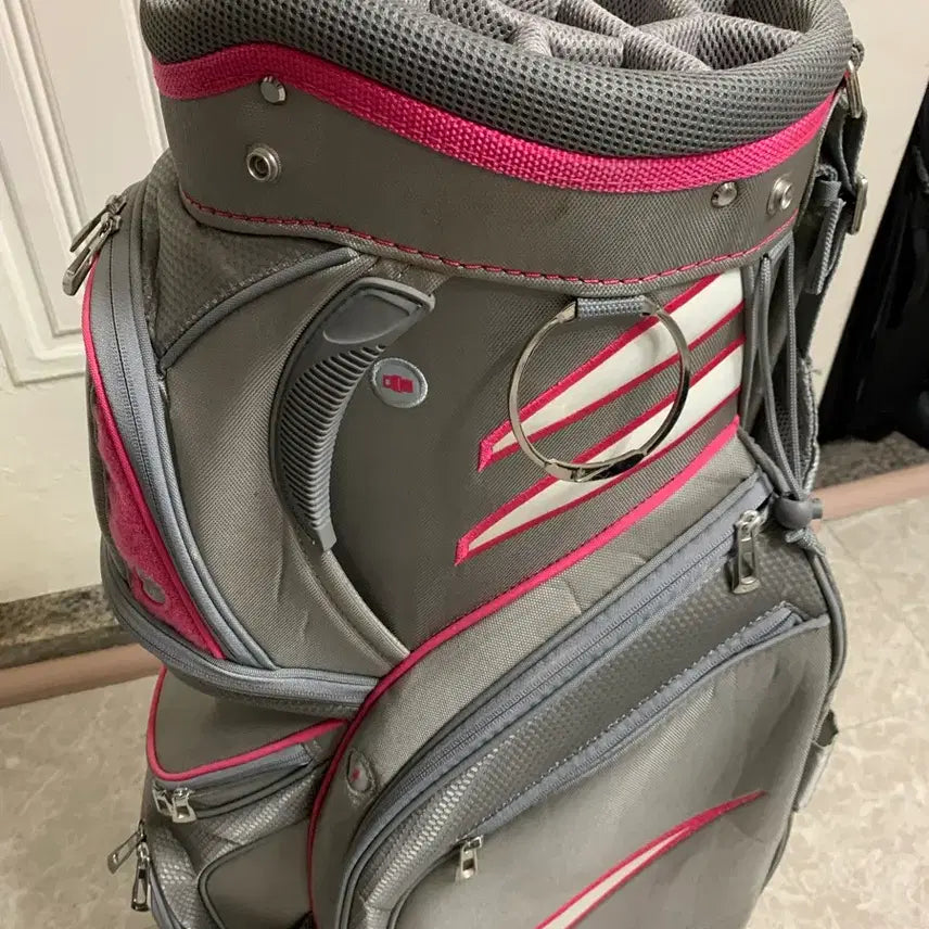 [BUNJANG] Nike Women's M9 Cart Golf Bag (Gray/Pink) / 나이키 여성용 M9 카트 골프백 (그레이/핑크)