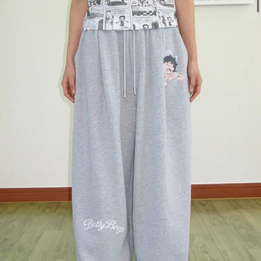 [BUNJANG] Ronron Betty Boop Jogger Pants - Grey / 론론 ronron 베티붑 조거 팬츠 그레이