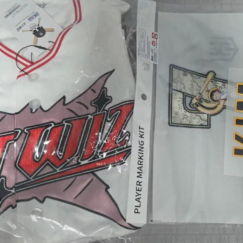 [BUNJANG] KT Wiz x One Piece Collaboration Uniform (Size 105) / KT 위즈 원피스 콜라보 유니폼