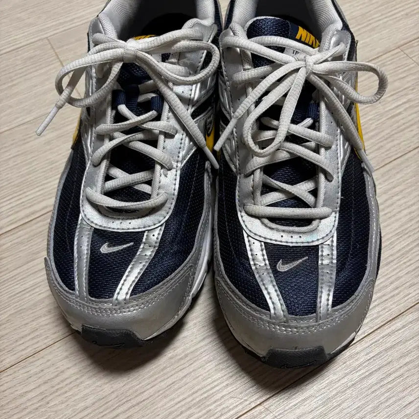 [BUNJANG] Nike Initiator Gold Navy Sneakers / 나이키 이니시에이터 골드 네이비 운동화