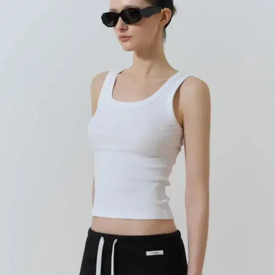 [BUNJANG] Letter & Essential U-Neck Sleeves / 레터앤 에센셜 유넥 슬리브